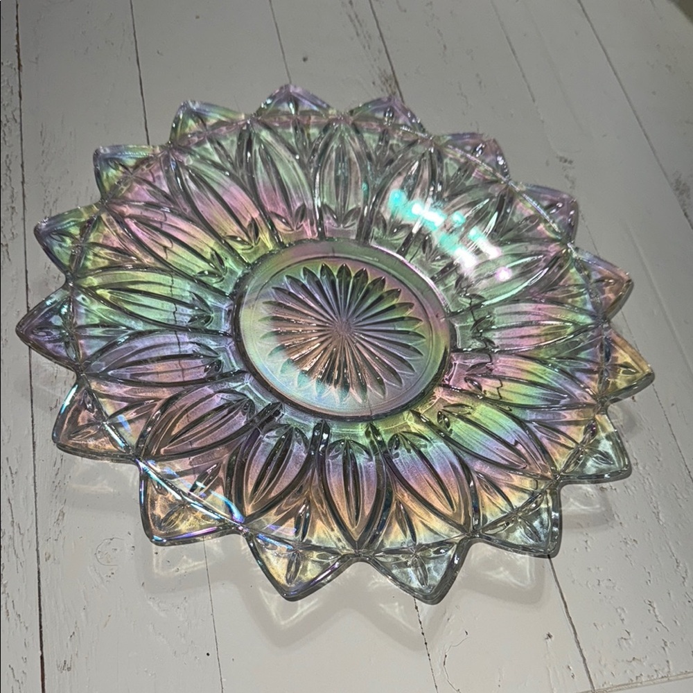 Iridescent federal Glass Decorative Plate Carnival Glass